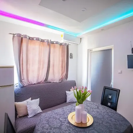 Apartman Maretta *
