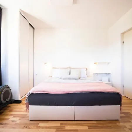 Apartman Maretta Apartment *